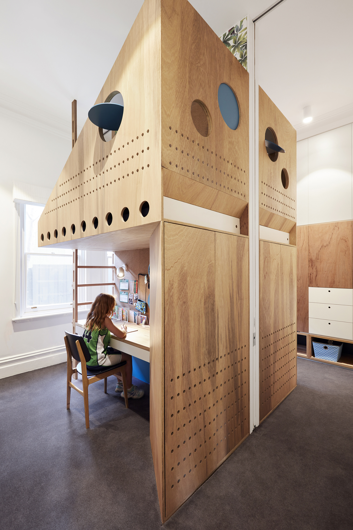 Together Apart | Design: Architecture Architecture | Photography: Tom Ross | Builtworks.com.au