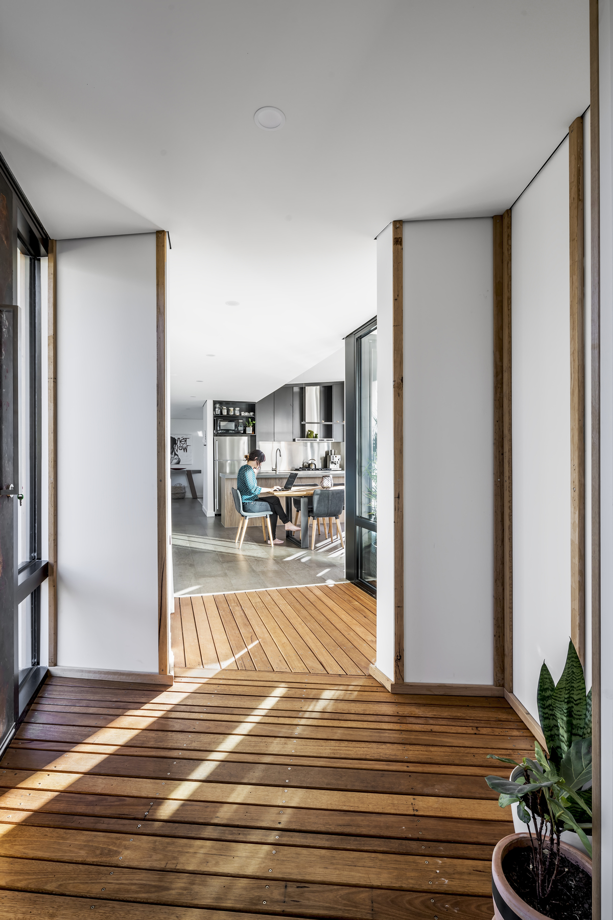 Hillside House | Khab Architects | Builtworks.com.au