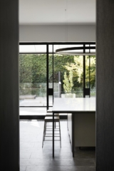 Milford | Design: Rosstang Architects | Images: Sharyn Cairns | Builtworks.com.au