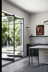 Milford | Design: Rosstang Architects | Images: Sharyn Cairns | Builtworks.com.au