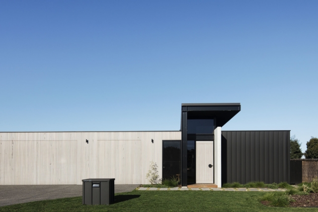 Cashmore House | Design: Lachlan Shepherd Architects | Images: Ben Hosking | Builtworks.com.au