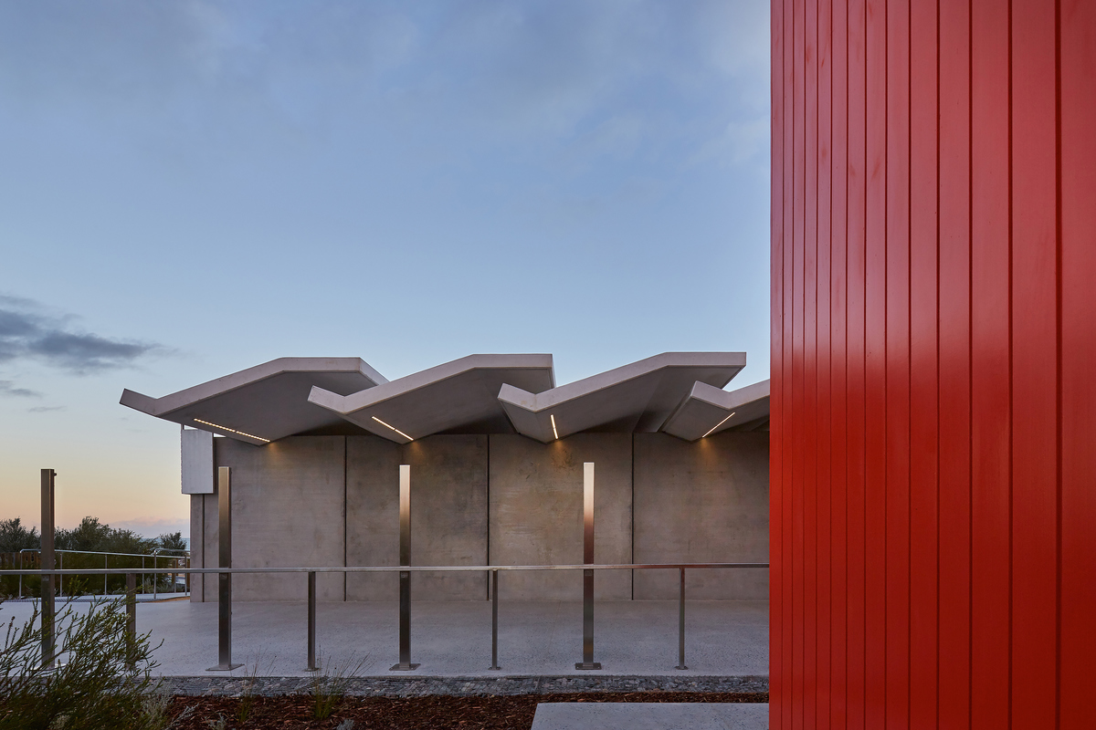 Leighton Beach Facilities | Design: Bernard Seeber | Images:  Douglas Mark Black | Builtworks.com.au