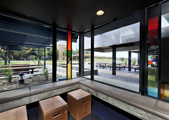 Deakin Waurn Ponds Central Campus | Design: Six Degrees Architects | Photography: Patrick Rodriguez | Builtworks.com.au