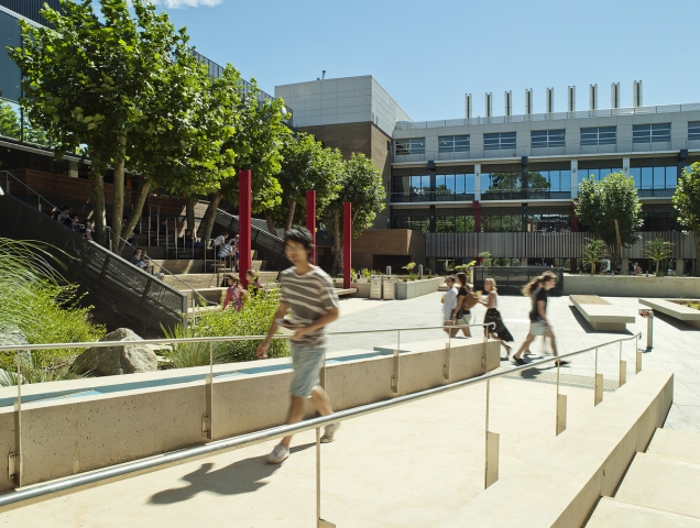 Deakin Waurn Ponds Central Campus | Design: Six Degrees Architects | Photography: Patrick Rodriguez | Builtworks.com.au
