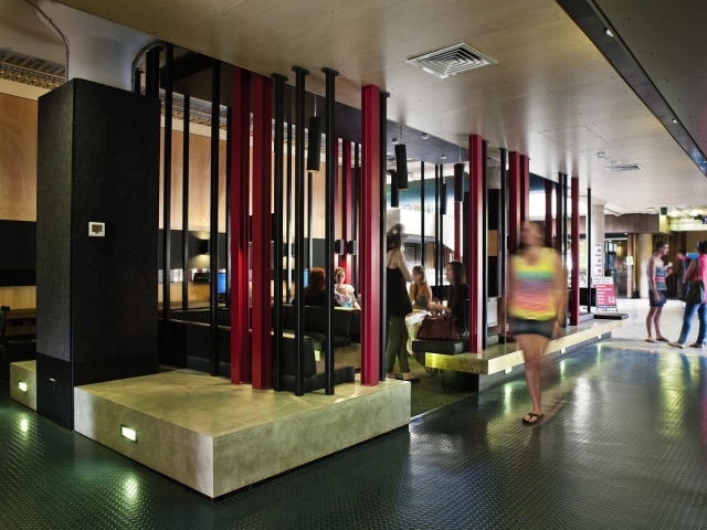 Deakin Waurn Ponds Central Campus | Design: Six Degrees Architects | Photography: Patrick Rodriguez | Builtworks.com.au