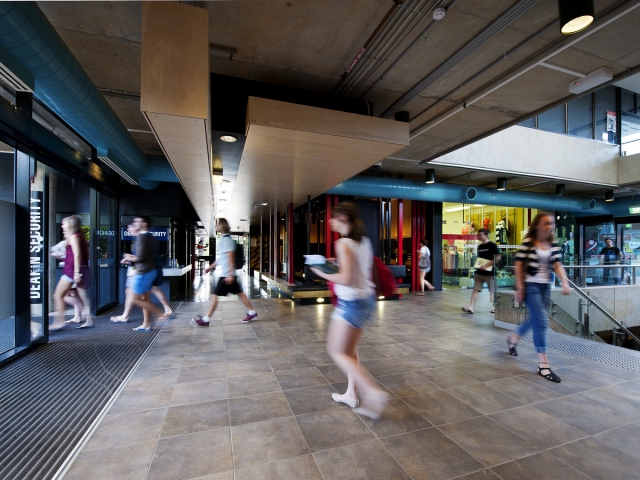 Deakin Waurn Ponds Central Campus | Design: Six Degrees Architects | Photography: Patrick Rodriguez | Builtworks.com.au