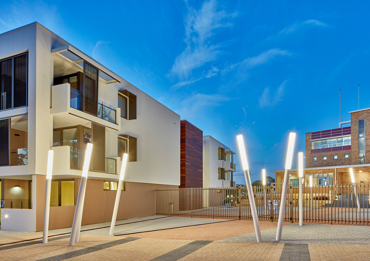 Empire Apartments | Cameron Chisholm Nicol | Builtworks.com.au