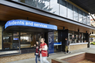University of Melbourne Academic Services | Design: Six Degrees Architects | Images: Alice Hutchison University of Melbourne Academic Services | Design: Six Degrees Architects | Images: Alice Hutchison | Builtworks.com.au
