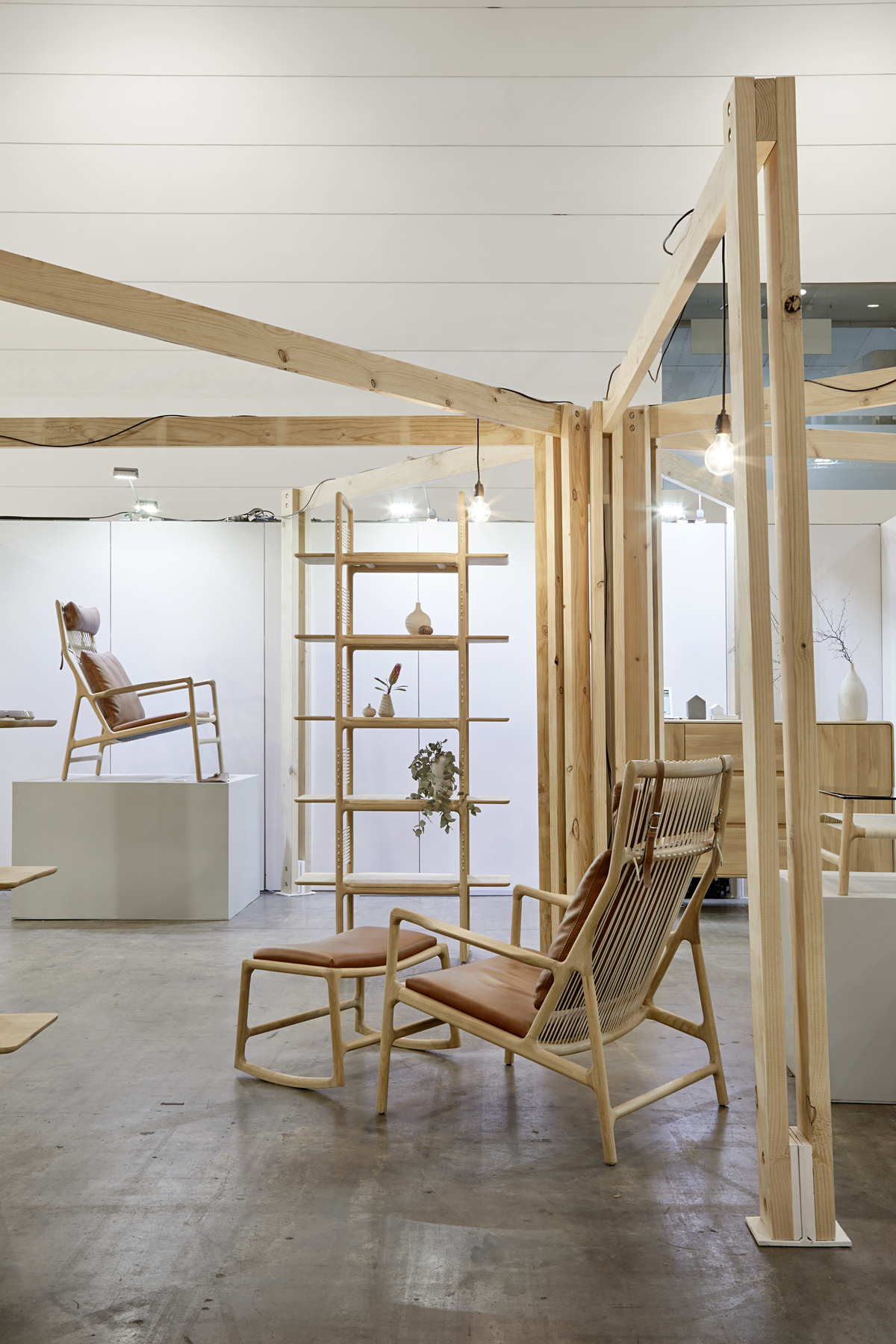 Curious Grace | Design: Inbetween Architecture | Images: Tatjana Plitt | Builtworks.com.au