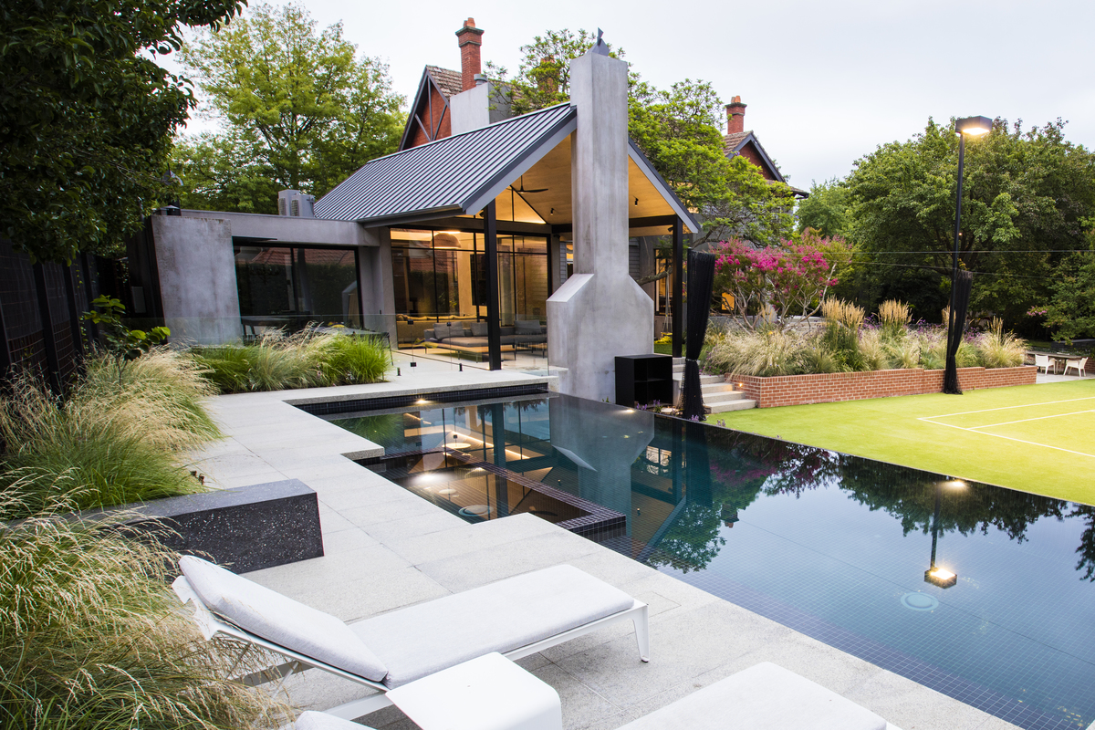 Camberwell Garden Project 1 | Design: Ian Barker Gardens | Images: Claire Takacs | Builtworks.com.au