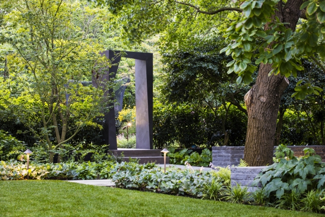 Camberwell Garden Project 1 | Design: Ian Barker Gardens | Images: Claire Takacs | Builtworks.com.au