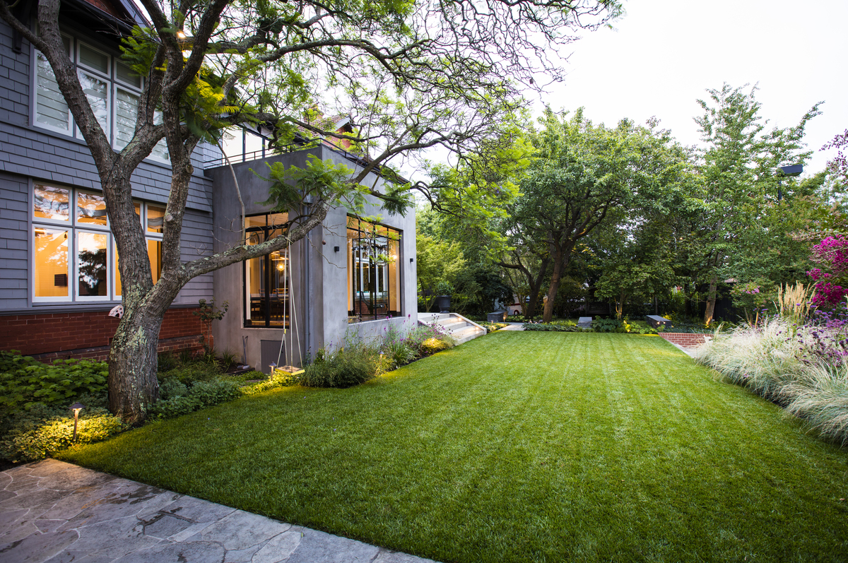 Camberwell Garden Project 1 | Design: Ian Barker Gardens | Images: Claire Takacs | Builtworks.com.au