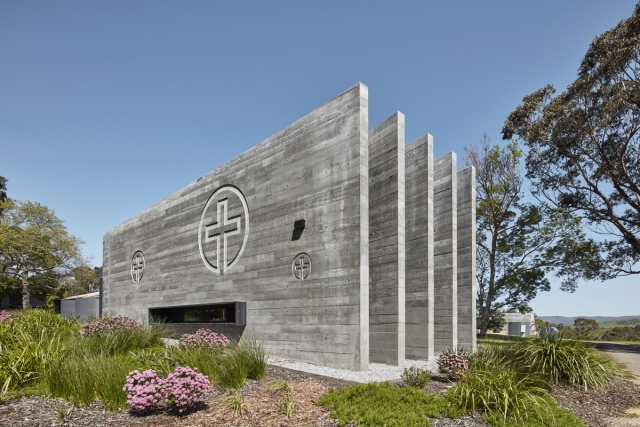 Tarrawarra Abbey | Design: Baldasso Cortese Architects | Photography:  Peter Clarke | Builtworks.com.au