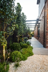 Malvern Garden Project | Design: Ian Barker Gardens | Images: Erik Holt | Builtworks.com.au