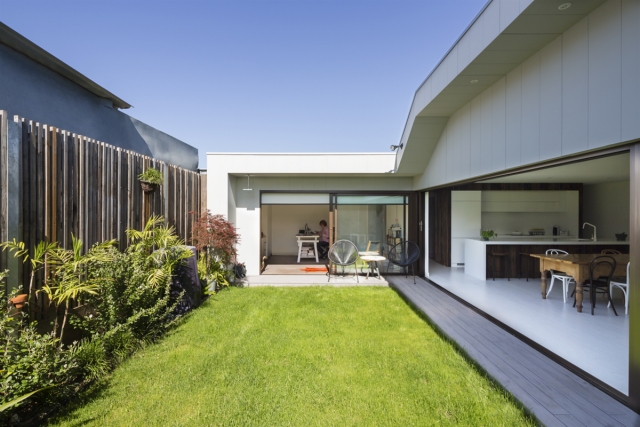 St Kilda House | Design: Jost Architects | Images: Andrew Wuttke | Builtworks.com.au