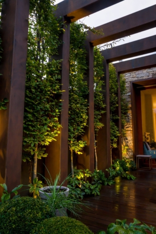 North Fitzroy Project  | Design: Ian Barker Gardens | Images: Erik Holt | Builtworks.com.au