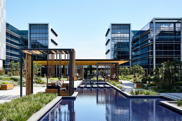 Caribbean Business Park, Stage 2 | Design: Peter Ryan Architects | Images: Alex Reinders | Builtworks.com.au