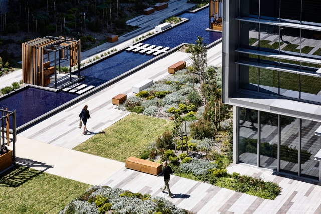 Caribbean Business Park, Stage 2 | Design: Peter Ryan Architects | Images: Alex Reinders | Builtworks.com.au