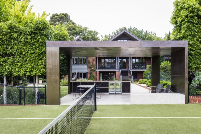 Glen Iris Project | Design: Ian Barker Gardens | Images: Claire Takacs | Builtworks.com.au