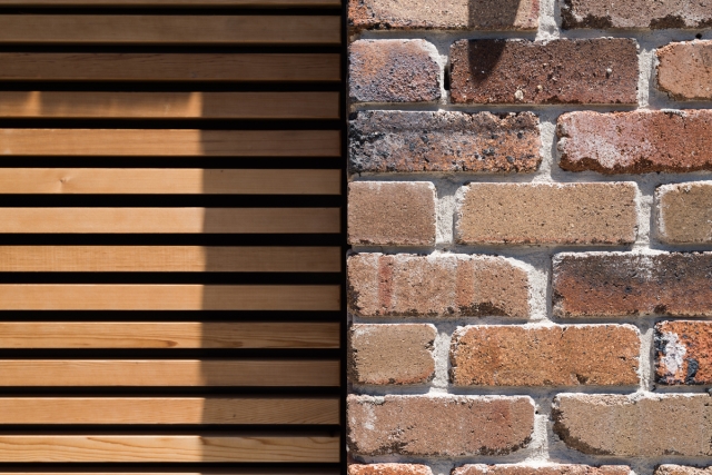 Recycled Garage | Design: Ian Bennett Design Studio | Photography: Mitch Fong Recycled Garage | Design: Ian Bennett Design Studio | Photography: Mitch Fong | Builtworks.com.au