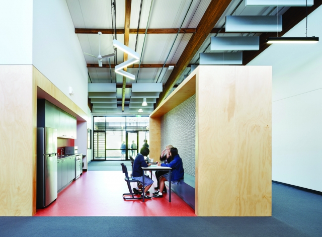 Somerville Secondary College | Design: Gray Puksand | Images: Christine Francis | Builtworks.com.au