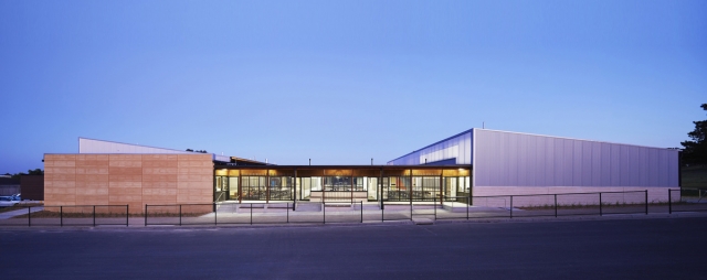 Somerville Secondary College | Design: Gray Puksand | Images: Christine Francis | Builtworks.com.au