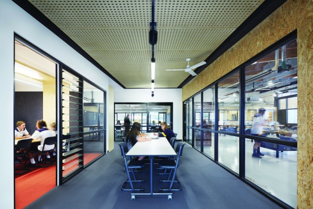 Somerville Secondary College | Design: Gray Puksand | Images: Christine Francis | Builtworks.com.au