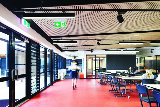 Somerville Secondary College | Design: Gray Puksand | Images: Christine Francis | Builtworks.com.au