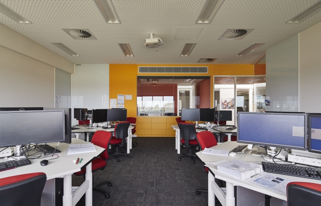 Bureau of Meteorology Training Centre | Design: Bourke and Bouteloup Architects | Images: Peter Bennetts Bureau of Meteorology Training Centre | Design: Bourke and Bouteloup Architects | Images: Peter Bennetts | Builtworks.com.au