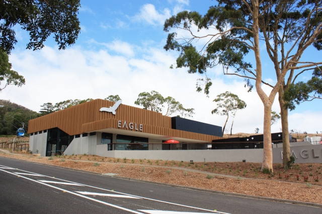 Arthurs Seat Eagle | Design: McGann Architects | Images: Melanie Smith | Builtworks.com.au