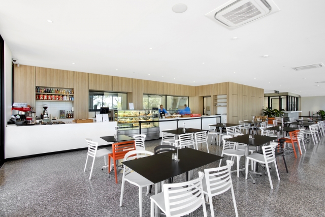 Arthurs Seat Eagle | Design: McGann Architects | Images: Melanie Smith | Builtworks.com.au