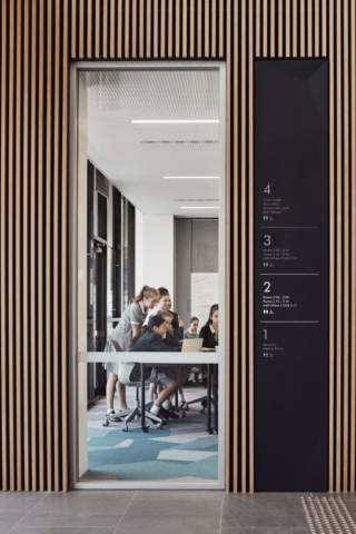 MLC Nicholas Learning Centre | Design: McIldowie Partners | Images: Peter Bennetts MLC Nicholas Learning Centre | Design: McIldowie Partners | Images: Peter Bennetts | Builtworks.com.au