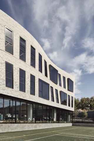 MLC Nicholas Learning Centre | Design: McIldowie Partners | Images: Peter Bennetts MLC Nicholas Learning Centre | Design: McIldowie Partners | Images: Peter Bennetts | Builtworks.com.au