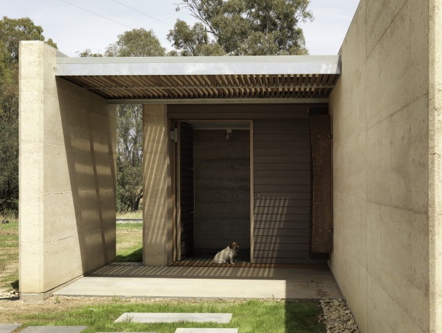 Broken River House | Design: Sally Draper Architects | Images: Trevor Mein Broken River House | Design: Sally Draper Architects | Images: Trevor Mein | Builtworks.com.au