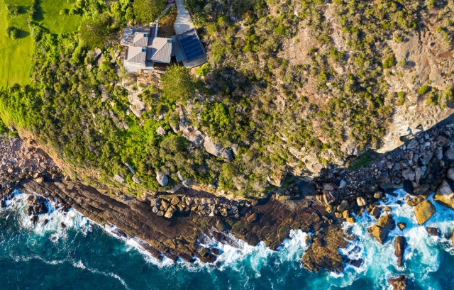 Bangalley | Design: Casey Brown Architecture | Images: Michael Nicholson and Charlie Baker Bangalley | Design: Casey Brown Architecture | Images: Michael Nicholson and Charlie Baker | Builtworks.com.au