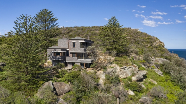 Bangalley | Design: Casey Brown Architecture | Images: Michael Nicholson and Charlie Baker Bangalley | Design: Casey Brown Architecture | Images: Michael Nicholson and Charlie Baker | Builtworks.com.au