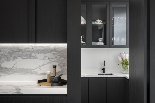 Hyde Park Residence | Design: Georgie Shepherd Interior Design | Images: David Sievers Hyde Park Residence | Design: Georgie Shepherd Interior Design | Images: David Sievers | Builtworks.com.au