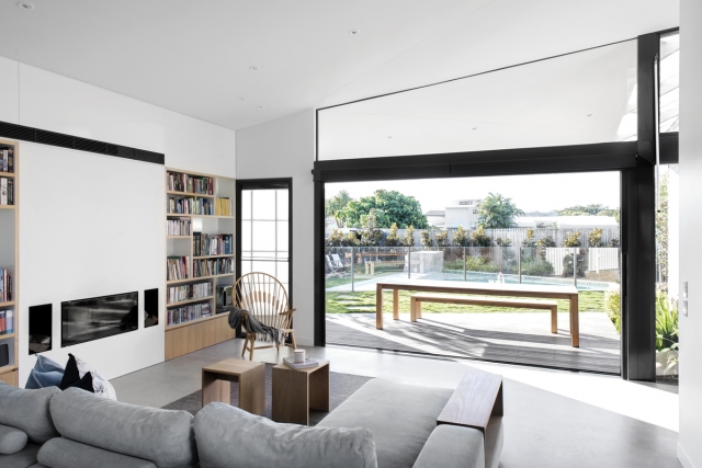 Mass & Void | Design: Sparks Architects | Images: Andrew Manson | Builtworks.com.au