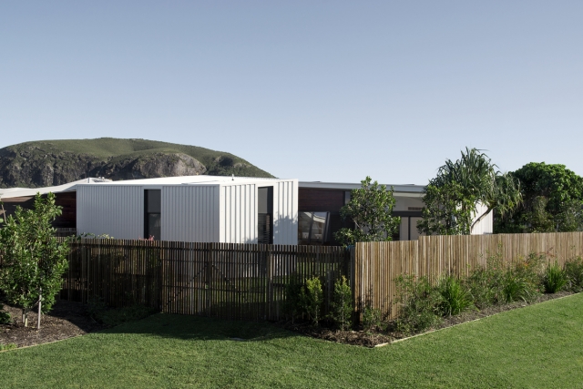 Mass & Void | Design: Sparks Architects | Images: Andrew Manson | Builtworks.com.au