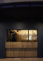 Daddy Long Legs | Design: Ohlo Studio | Images: Kristoffer Paulsen | Builtworks.com.au