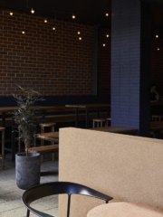 Daddy Long Legs | Design: Ohlo Studio | Images: Kristoffer Paulsen | Builtworks.com.au