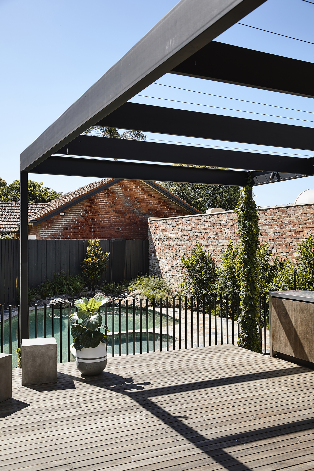 Parnell Facade | Design: Preston Lane Architects | Images: Derek Swalwell | Builtworks.com.au