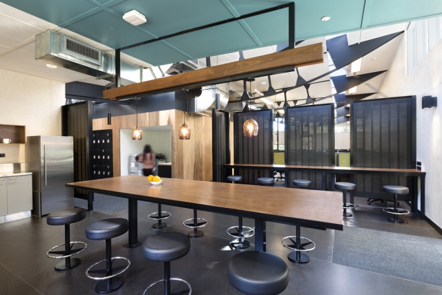 RMIT Bundoora Campus Postgraduate Hub | Design: Six Degrees Architects | Images: Alice Hutchison RMIT Bundoora Campus Postgraduate Hub | Design: Six Degrees Architects | Images: Alice Hutchison | Builtworks.com.au