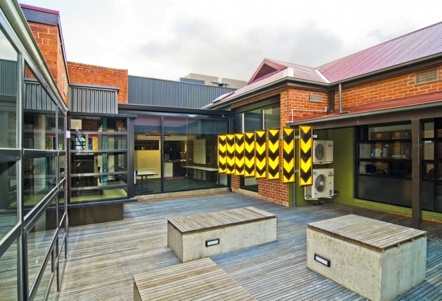 University of Melbourne Building 250 | Design: Six Degrees Architects | Images: Patrick Rodriguez | Builtworks.com.au