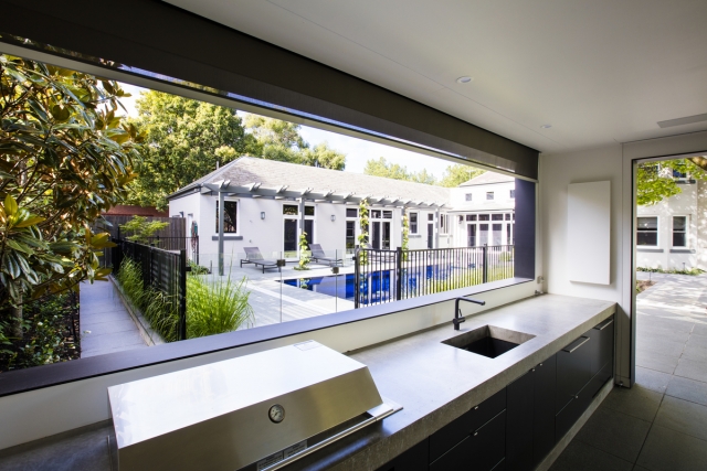 Camberwell Garden Project | Design: Ian Barker Gardens | Images: Claire Takacs | Builtworks.com.au