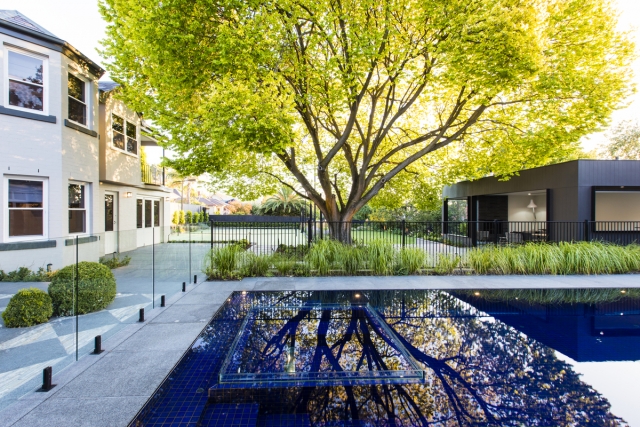 Camberwell Garden Project | Design: Ian Barker Gardens | Images: Claire Takacs | Builtworks.com.au