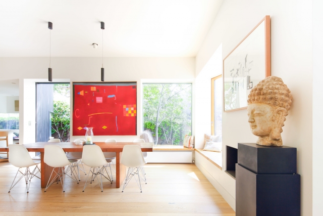 Shadow House | Design: Winwood Mckenzie Architecture and Kontista + Co | Images: Emily Bartlett | Builtworks.com.au