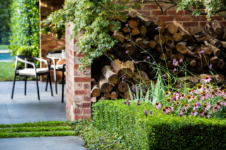 Box Hill Garden Project | Design: Ian Barker Gardens | Images: Claire Takacs Box Hill Garden Project | Design: Ian Barker Gardens | Images: Claire Takacs | Builtworks.com.au