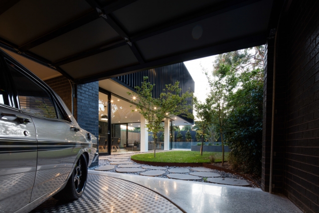 The Turn House | Design: Architecton and Novo Homes | Images: Nic Granleese | Builtworks.com.au