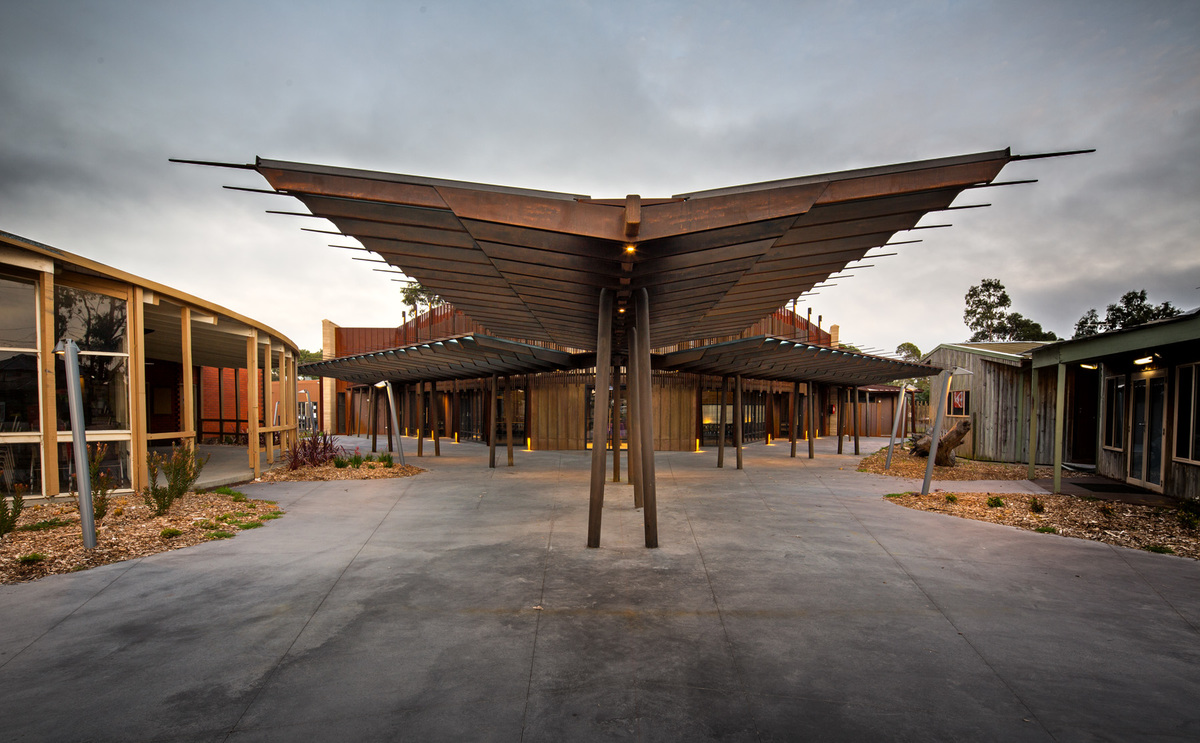 Church of the Resurrection | Design: Meaden Architecture and Interiors | Images: Parallax Photography | Builtworks.com.au